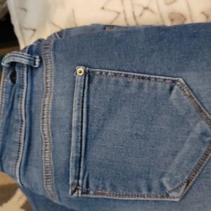 Kensie Denim Capri's